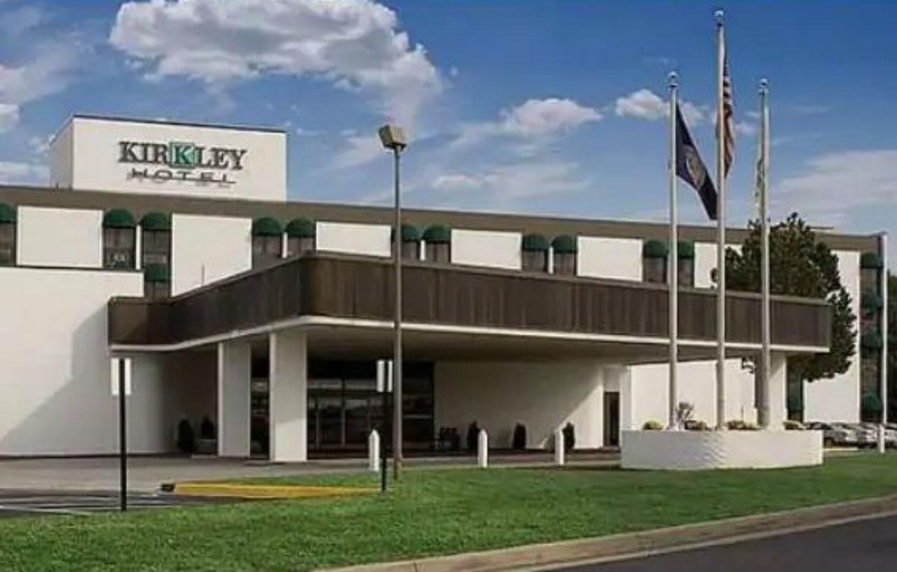 Bella Vista Hotel & Suites Lynchburg Exterior photo